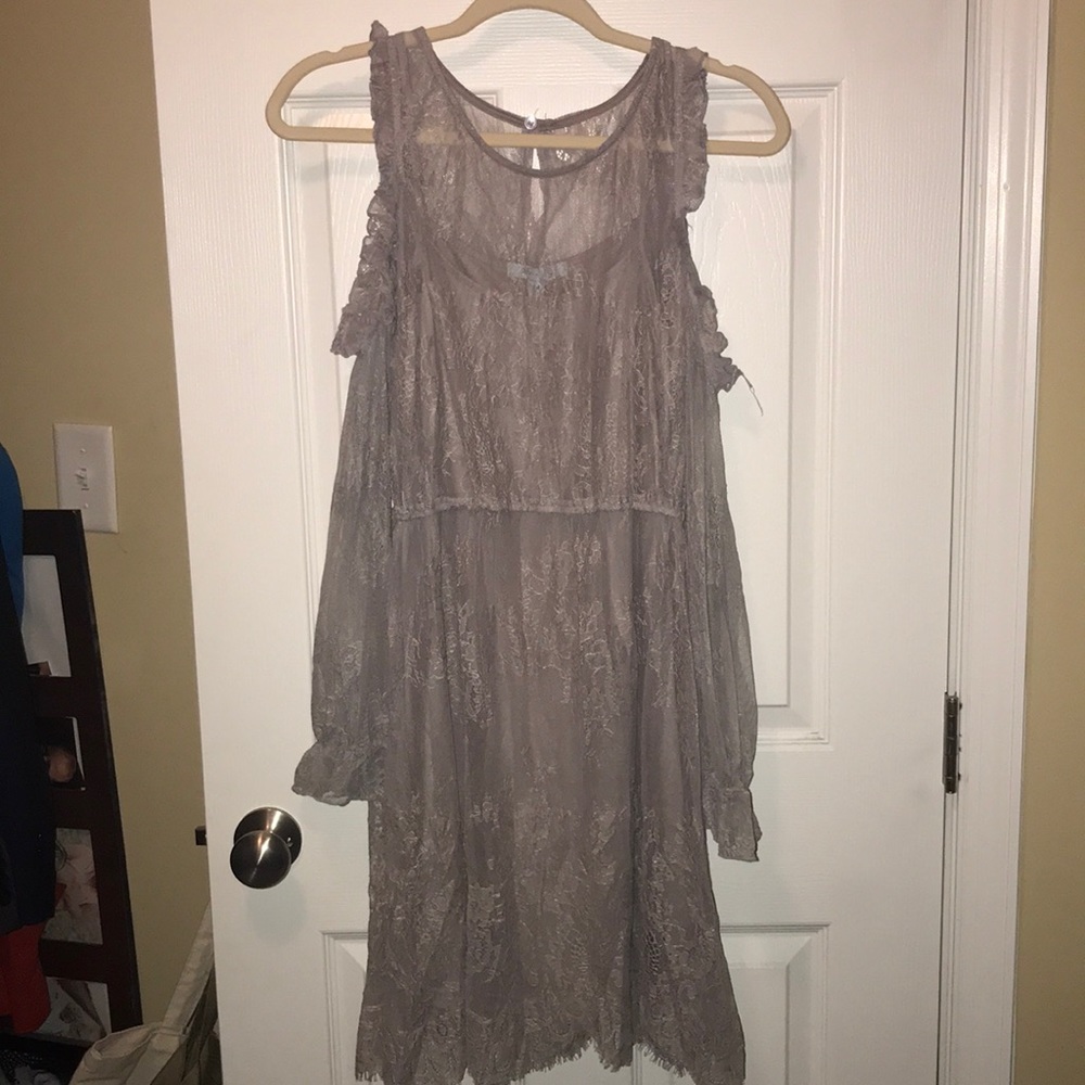 Women’s cold shoulder dress
